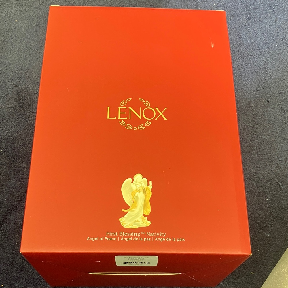 Lenox First Blessing Nativity Set Angel of Peace - BRAND NEW IN ORIGINAL BOX - Picture 4 of 5